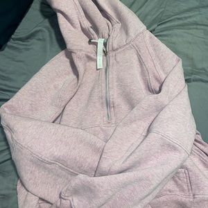 Perfect condition lululemon Scuba oversized half zip!